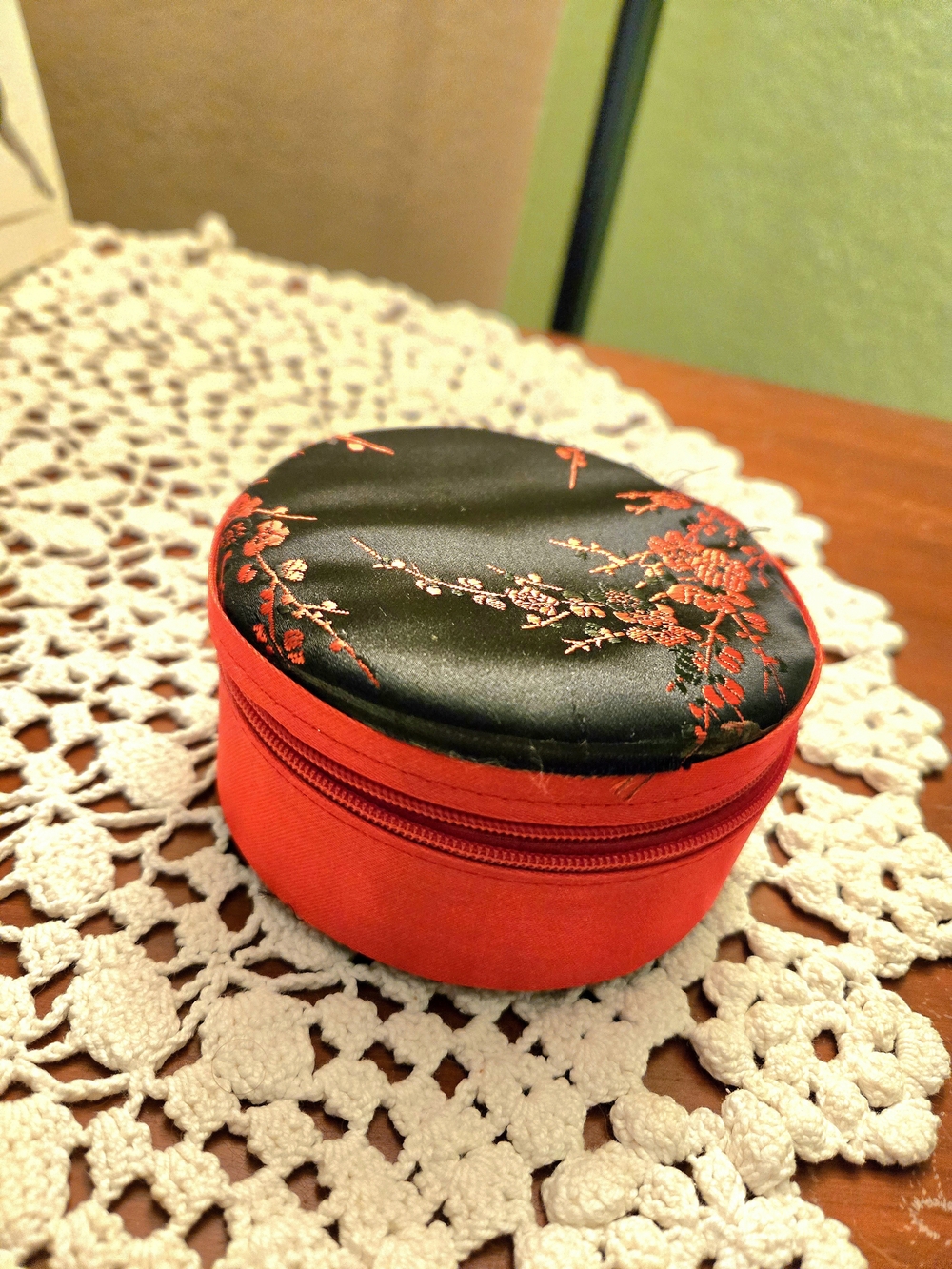 Embroidered Red and Black Round Jewelry Case